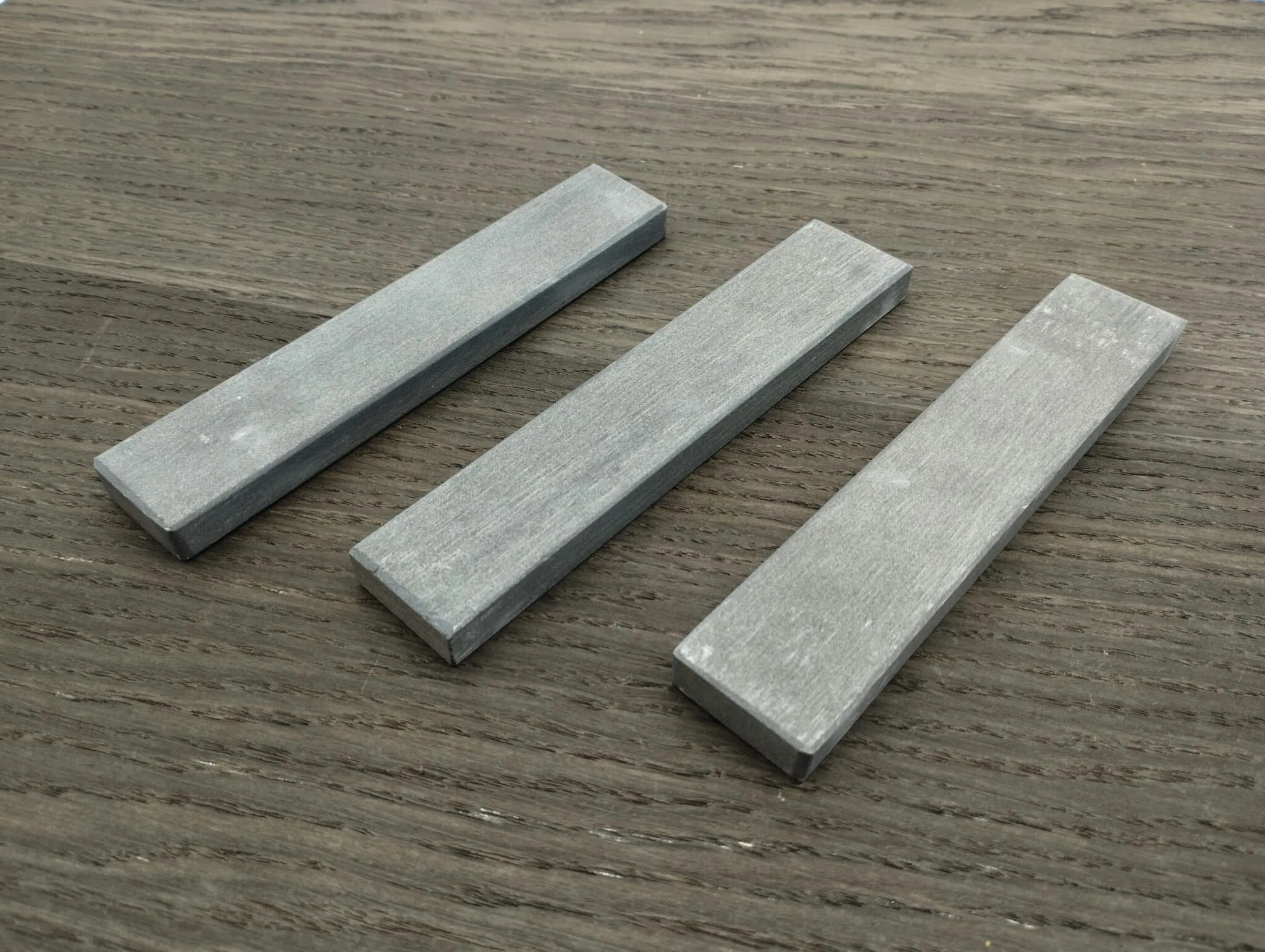 « La French »   – 150 mm x 28 mm x 10 mm – Grit 1000 – 1200